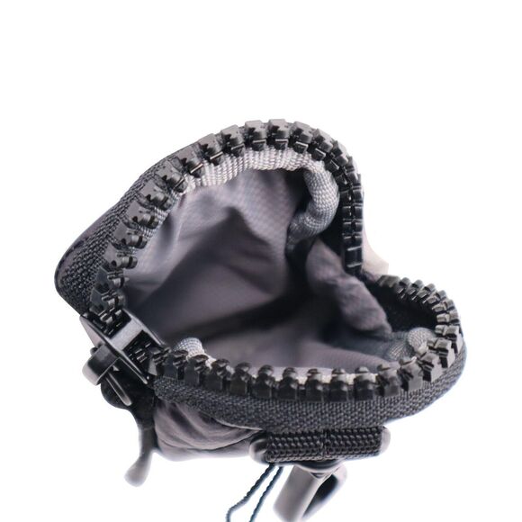 NWT Mz Wallace Large Metro Quilted Link Pouch Bag - Picture 4 of 4